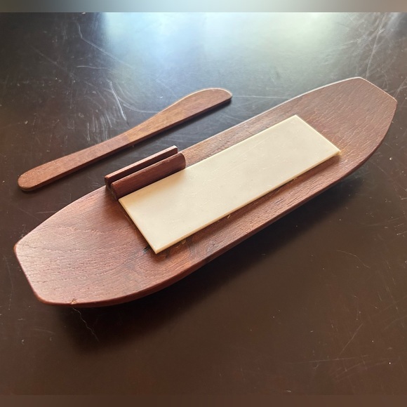 Butter dish - Picture 1 of 5